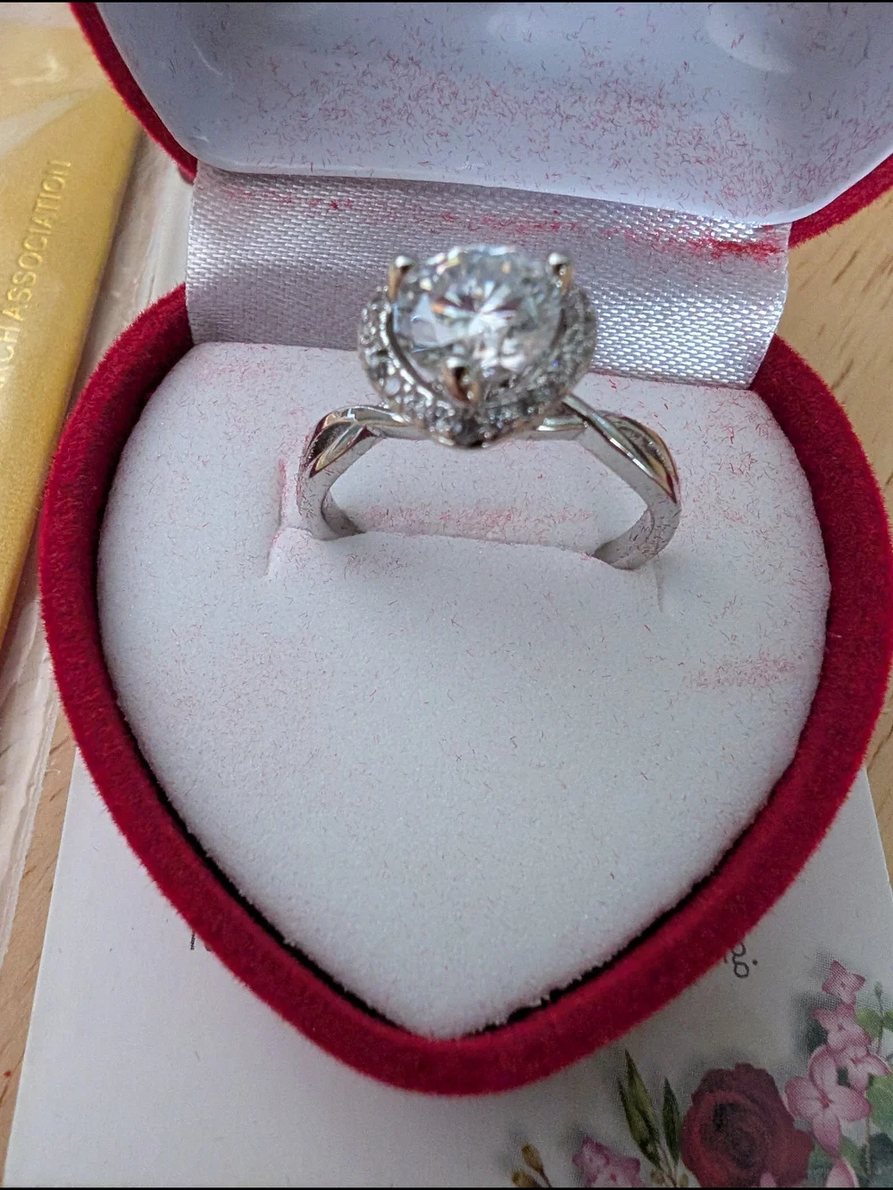 Moissanite elegant heart